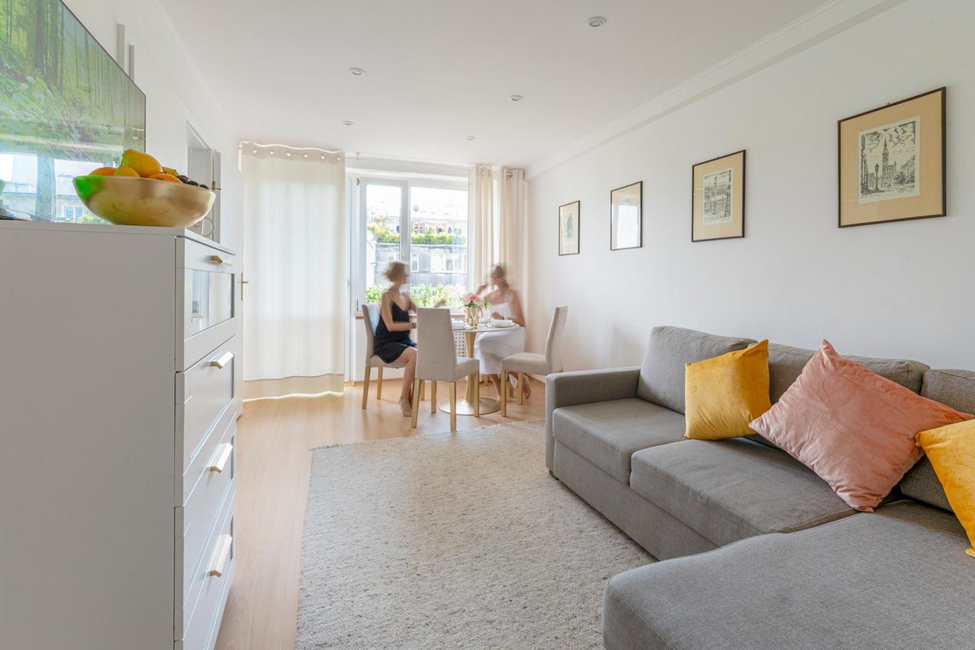 Greenpoint Hoza Apartment Варшава Екстериор снимка
